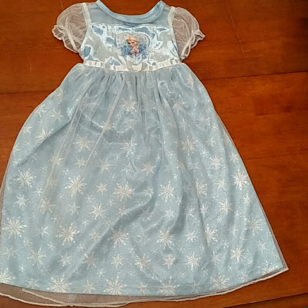 Girls nightgown